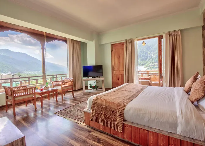 Snow Flakes Resort And Spa Centrally Heated Luxury Resort
