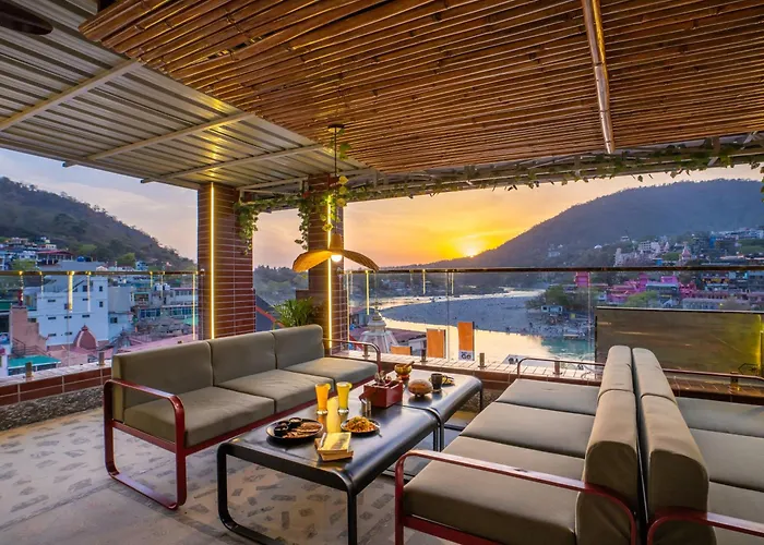 The Hosteller Rishikesh, Ganges