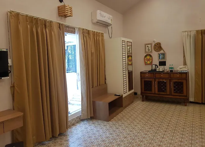 Santiniketan Retreat, Bolpur