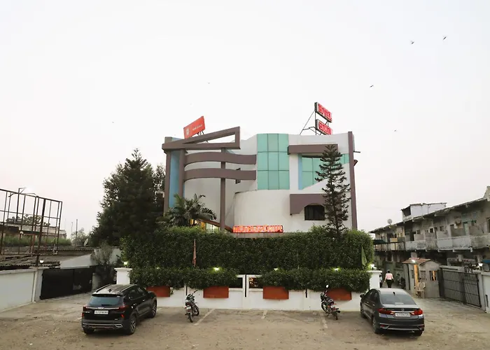 New Hotel Gokul