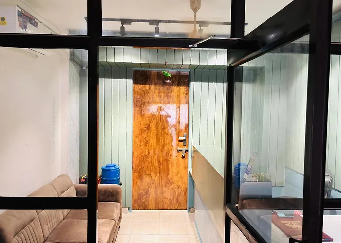 Hotel Minar