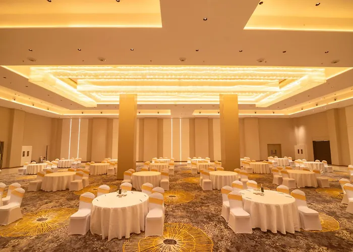 Aurum By R J Resorts