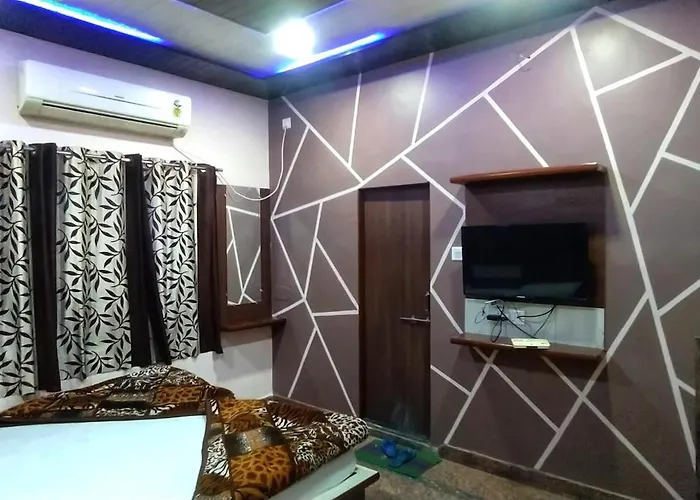 Hotel Sourabh Palace