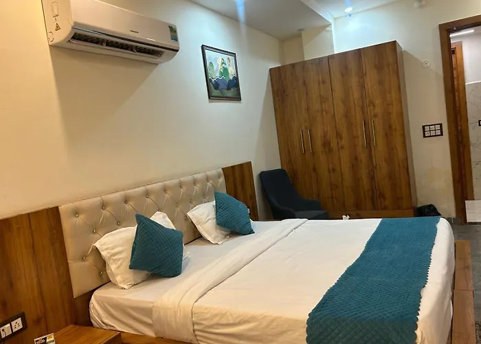 Hotel Moon Regency I Couple And Corporate Friendly I Panipat
