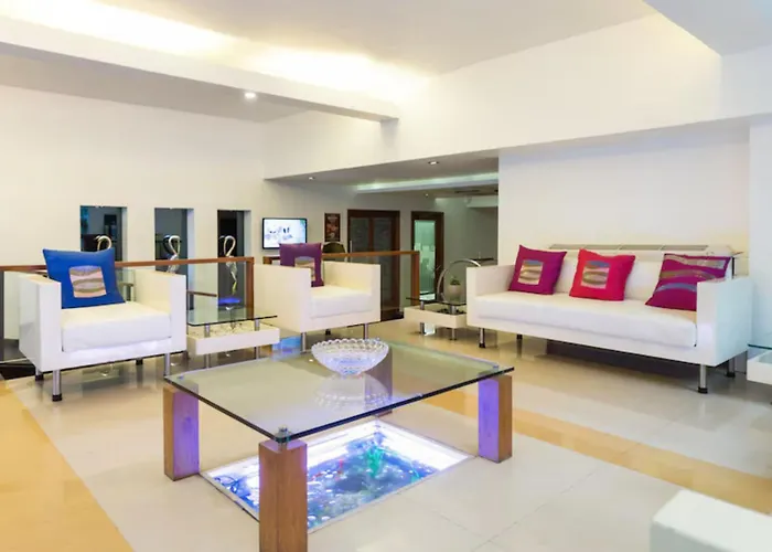 The Avenue Center Hotel Kochi