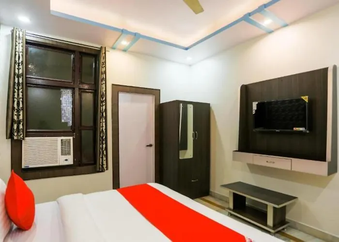 Rrooms Eco Hotel Nimisha
