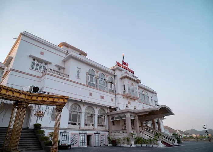 Hotel Merwara Estate- A Luxury Heritage Resort
