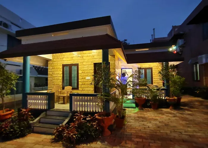 Aronic Beach Hotel