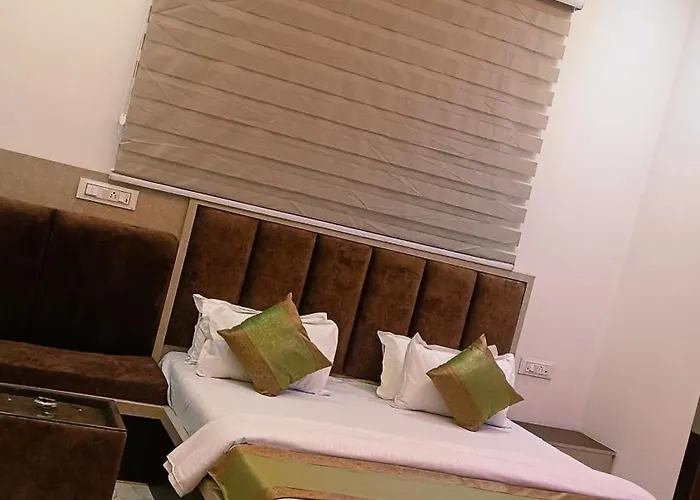 Siddhi Inn