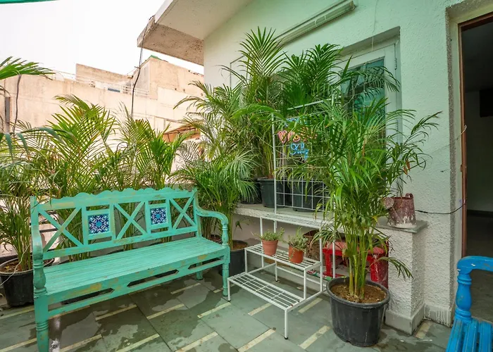 Whiite Panda - Backpacker Hostel In Delhi Greater Kailash