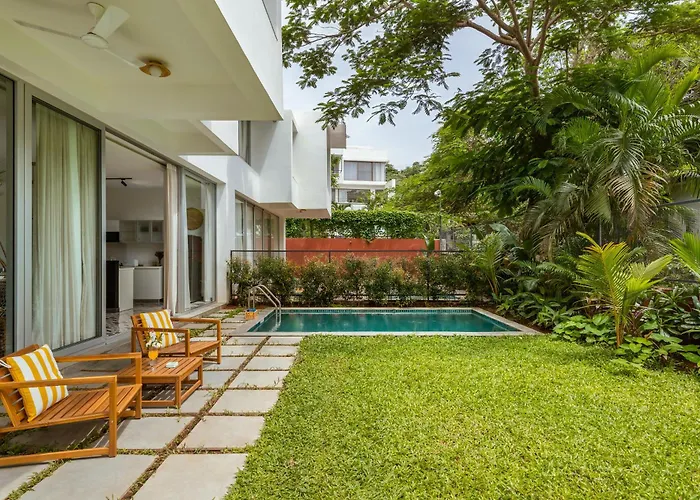 La Agueda By The Blue Kite - 2Bhk Luxury Villas, 10 Mins To Candolim Beach & 5 Mins To Casino With Private Pool, Fully Equipped Kitchen, Garden, 24X7 Security & Wifi