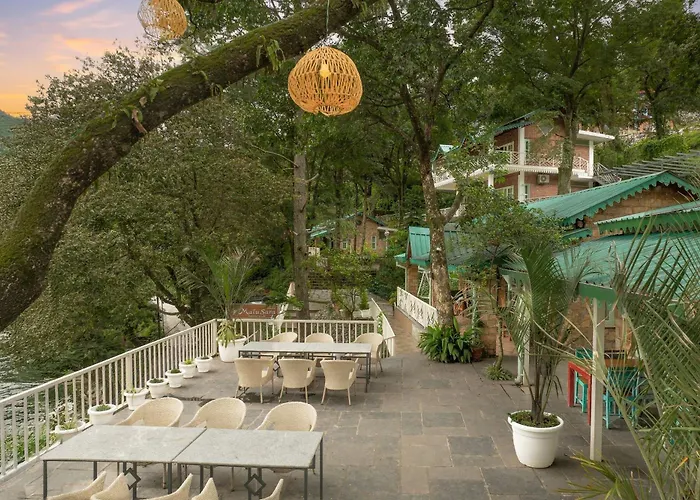 Echor Malusara Lakeview Retreat Bhimtal