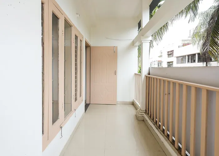 Urban Inn Rukminigaon