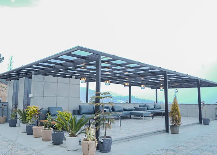 The Uptown Kingdom Luxury Homestay Near By Mukteshwar Temple