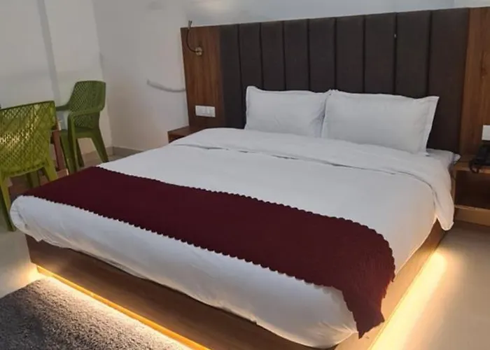 Hotel Gurudeva, Govindghat
