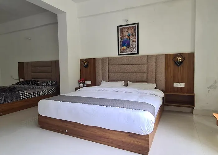 Hotel Gurudeva, Govindghat