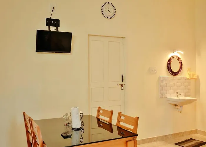 Akasha Nila Heavens 2 Bhk Homestay - Top Floor