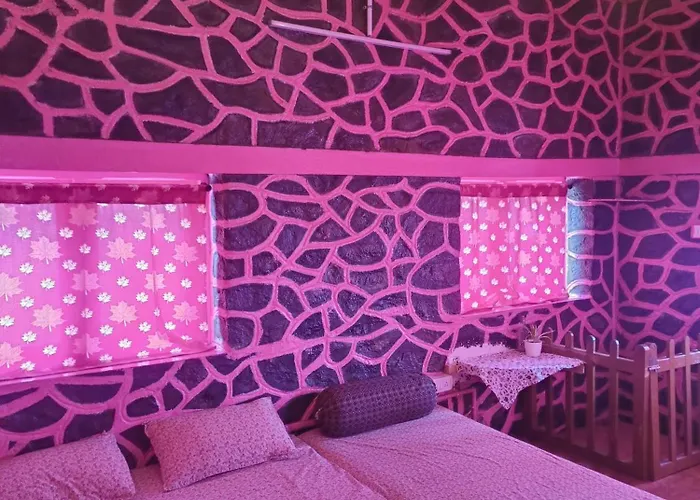 Pink House Vattakanal Kodaikanal