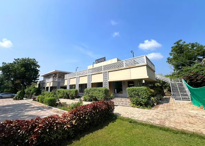 Hotel The Bundela - Khajuraho, Madhya Pradesh