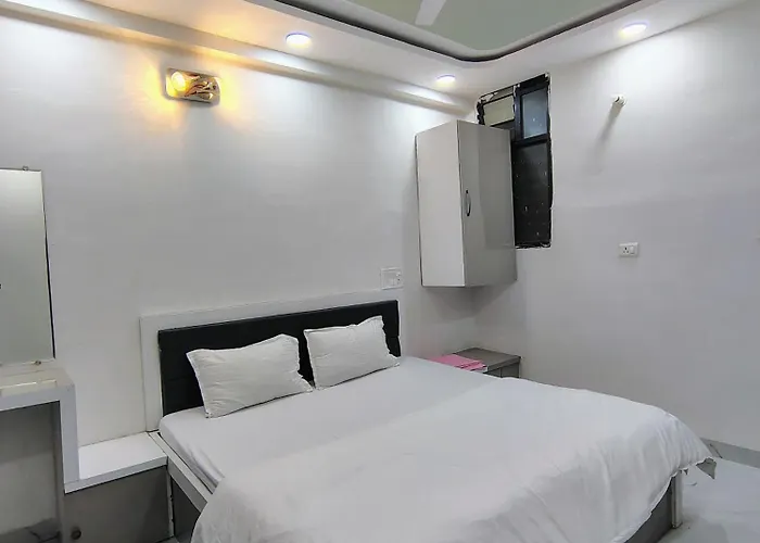 Leela Home Stay Indore - Marigold - One Bhk With Large Balcony