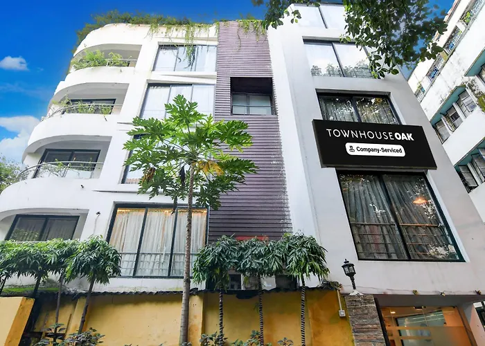 Super Townhouse Oak Ballygunge Formerly Hotel Lovelock