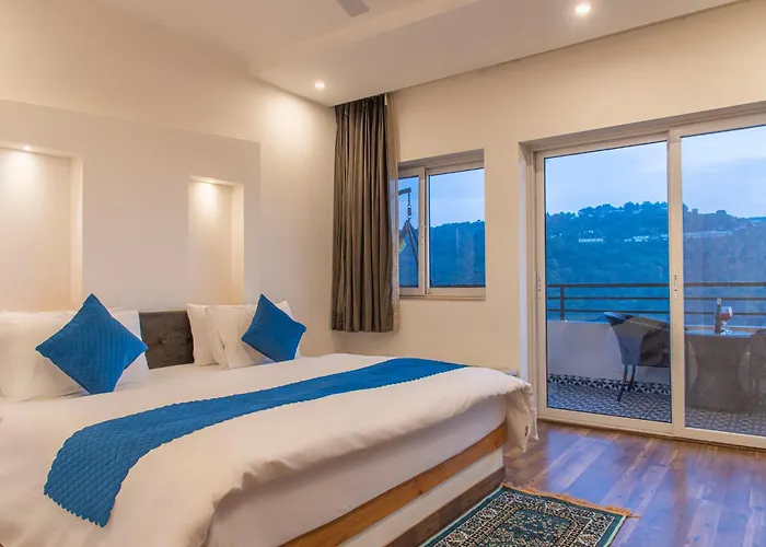 Solace Suites Hotel & Banquets