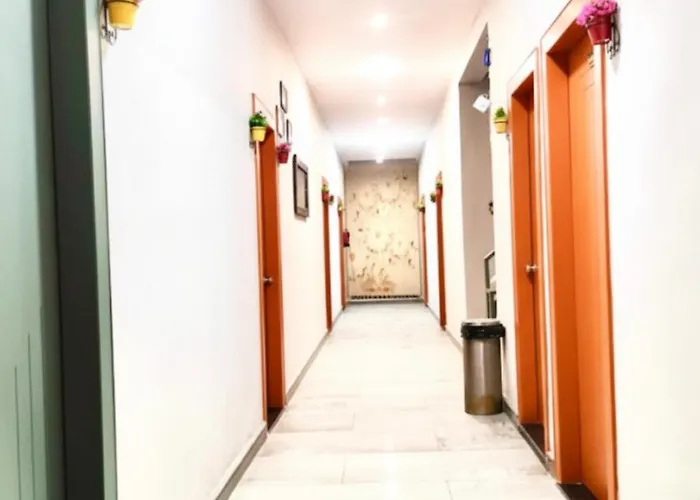 Hotel Urban Grand By Silverkey Hospitality