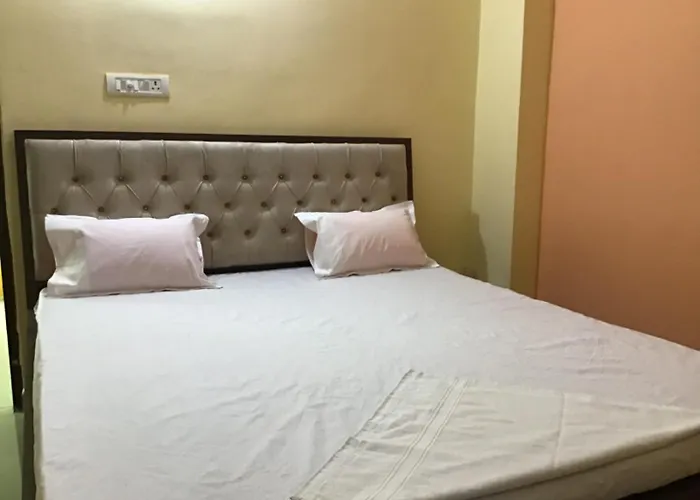 Shree Banquet Hall & Rooms