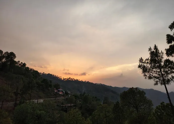 The Moonlight Stay Kasauli