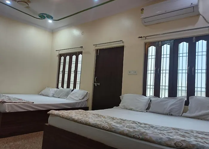 Kanha Guest House
