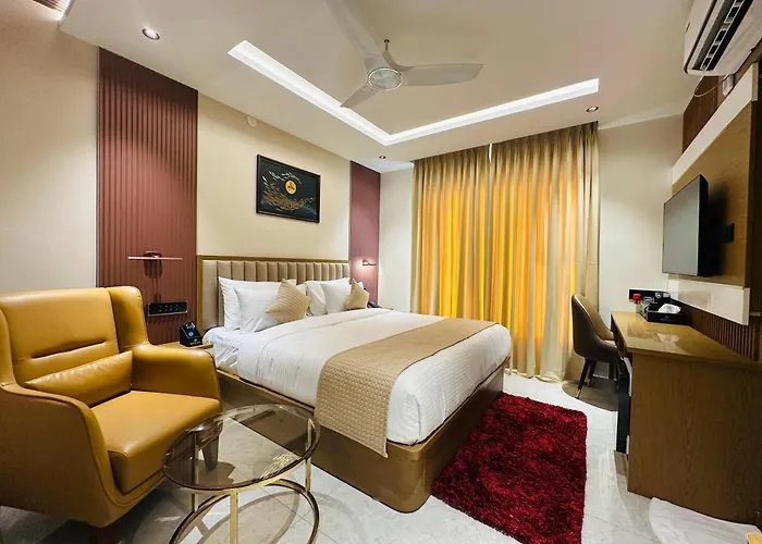 Royal Ace Boutique Hotel - Bhartiya City