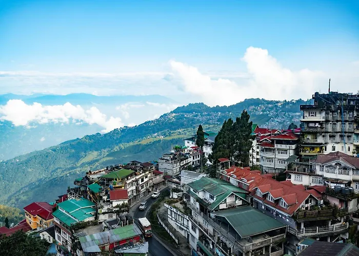 Arjay Valley, Pure Veg Luxury Hotel Near Darjeeling Station