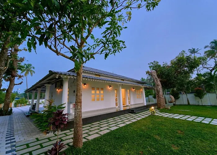 The White Lotus Ashtamudi By Voye Homes - Pet Friendly & Events Welcome
