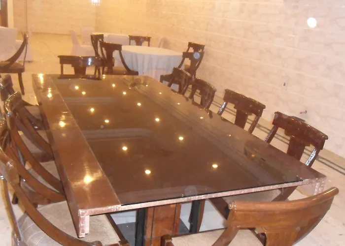 Hotel Singh International Delhi 