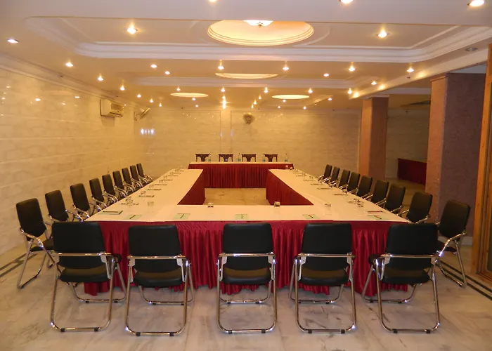 Hotel Singh International Delhi 
