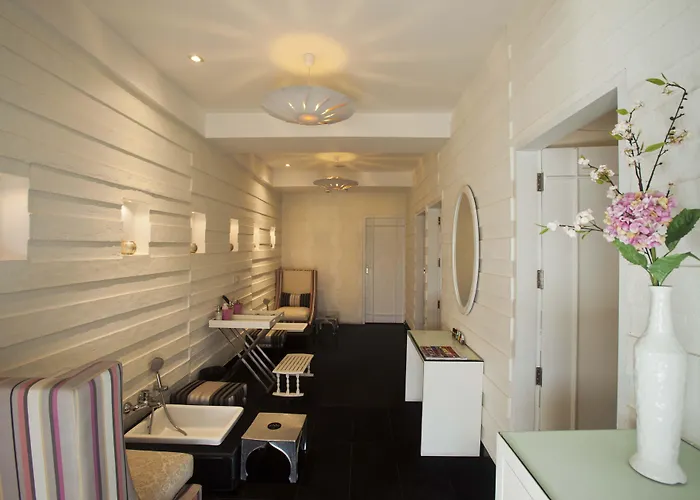 Escape Hotel & Spa