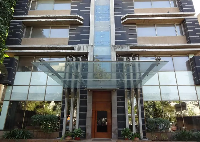 Hotel Cosmopolitan Ahmedabad