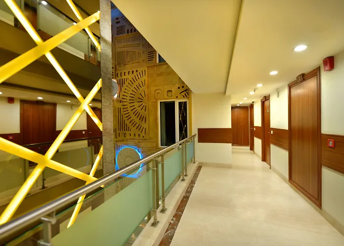 Hotel Regent Grand