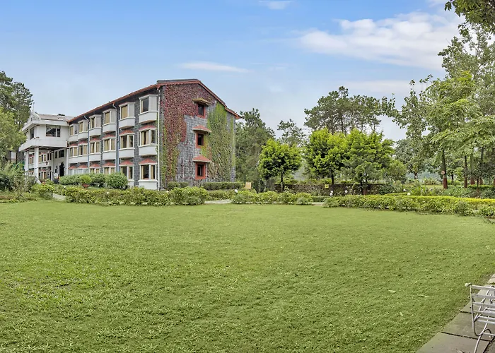 Club Mahindra Naukuchiatal Hotel Nainital