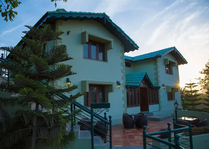 The Colonial Manek Manor By Sah