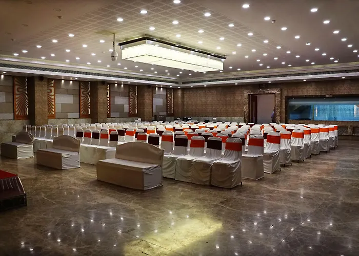 Silvercloud Hotel And Banquets Ahmedabad