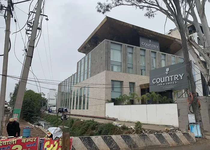 Country Inn & Suites By Radisson Chandigarh Zirakpur