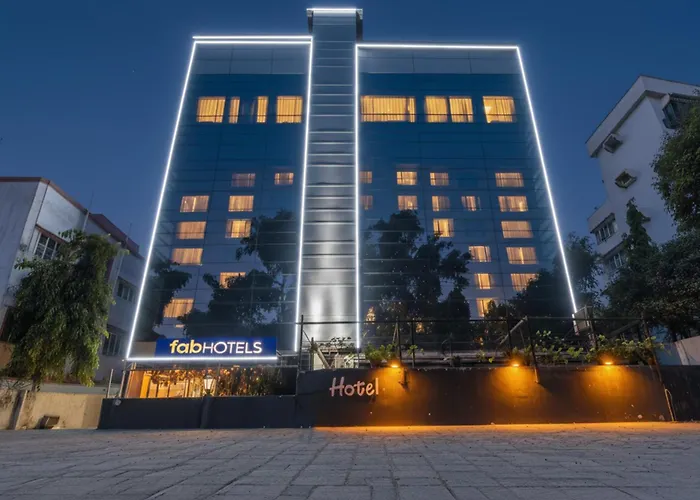 Fabhotel Prime Royal Castle - Nr Coimbatore North Railway Station