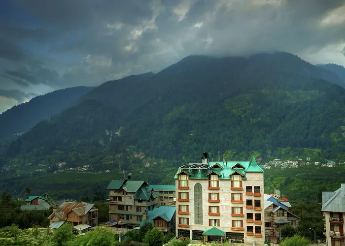 Chandertal Regency Hotel & Spa