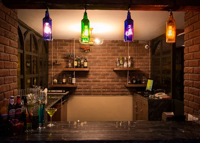 Glades Hotel