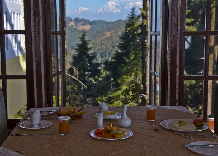 Tree Of Life Grand Oak Manor, Binsar