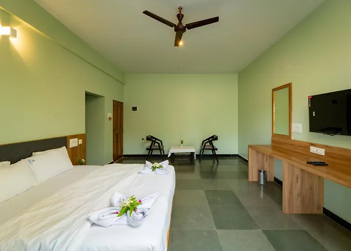 Avadale Dandeli - Heritage River Resort - Stag Groups Not Allowed