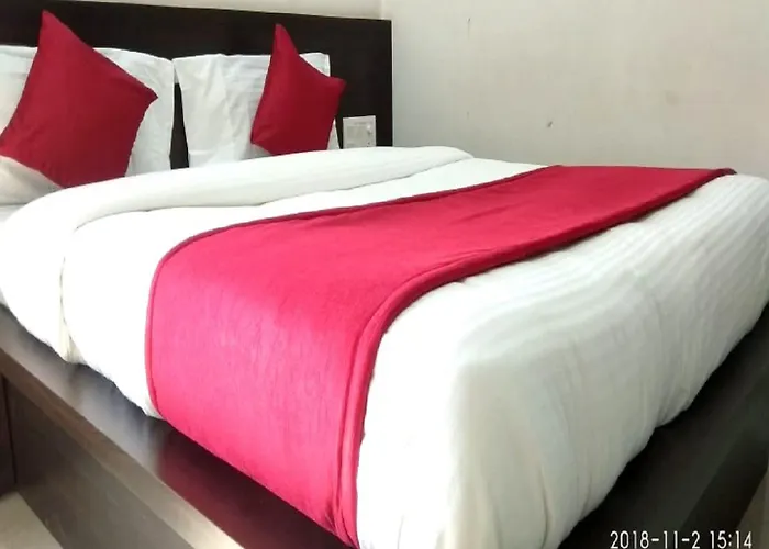 Hotel The Gayatri By Sky Stays Dwarka 