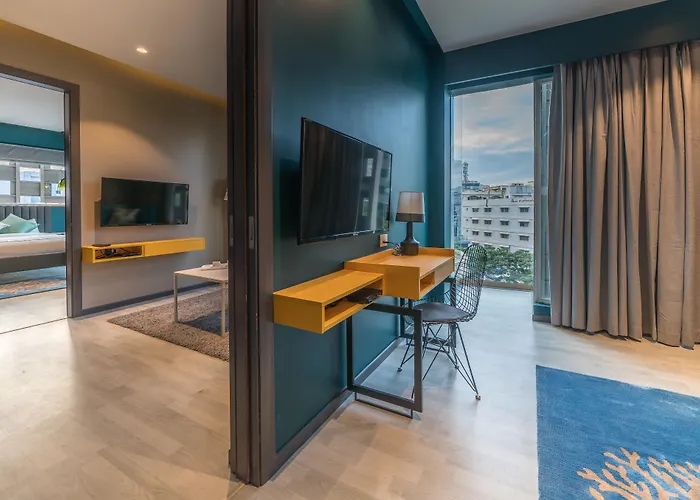 Hotel B Plus L