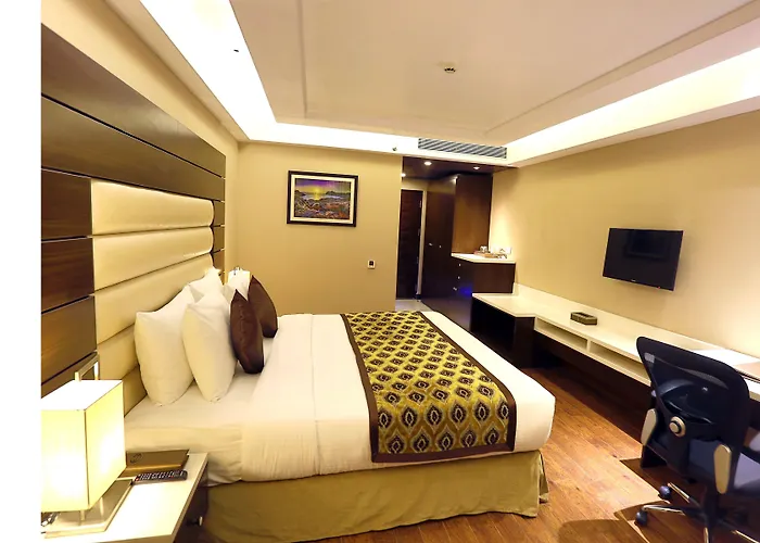 Ranjee'S Hotel Chinhat